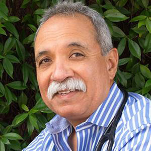 Dr. Munir, veterinarian at Cupertino Animal Hospital in Cupertino, CA
